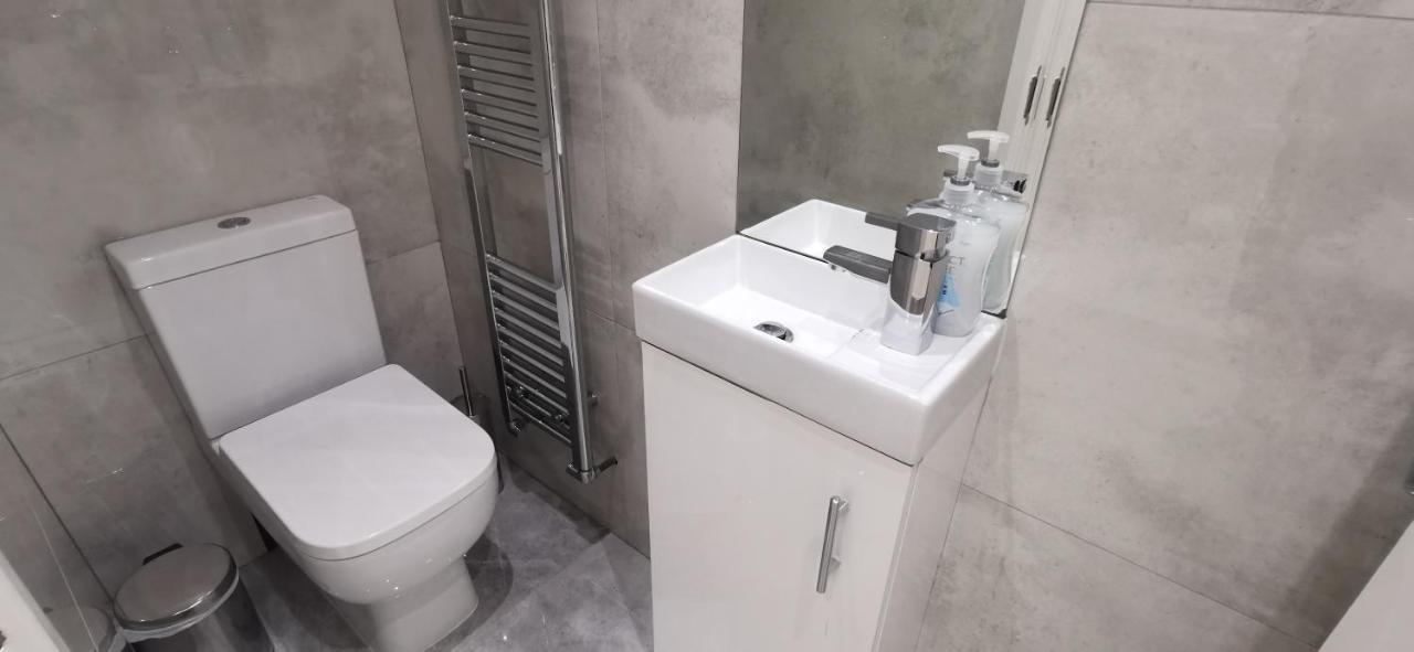 Luxury London Garden Home Sleep 7, 2 Mins To Metro Esterno foto